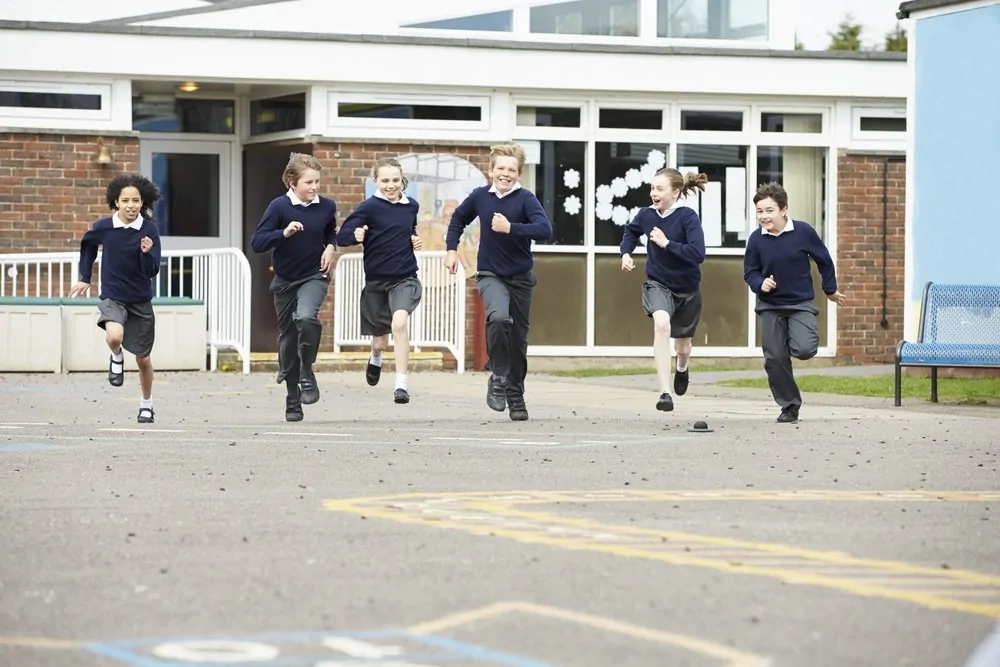 Children racing